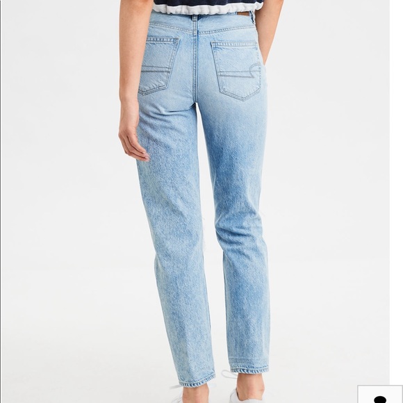 American Eagle Mom Jeans In Color Uber 